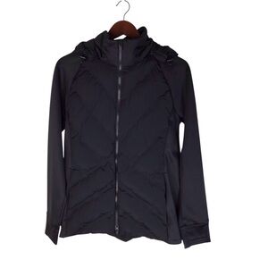 Athleta Inlet Jacket in Black Size Large.